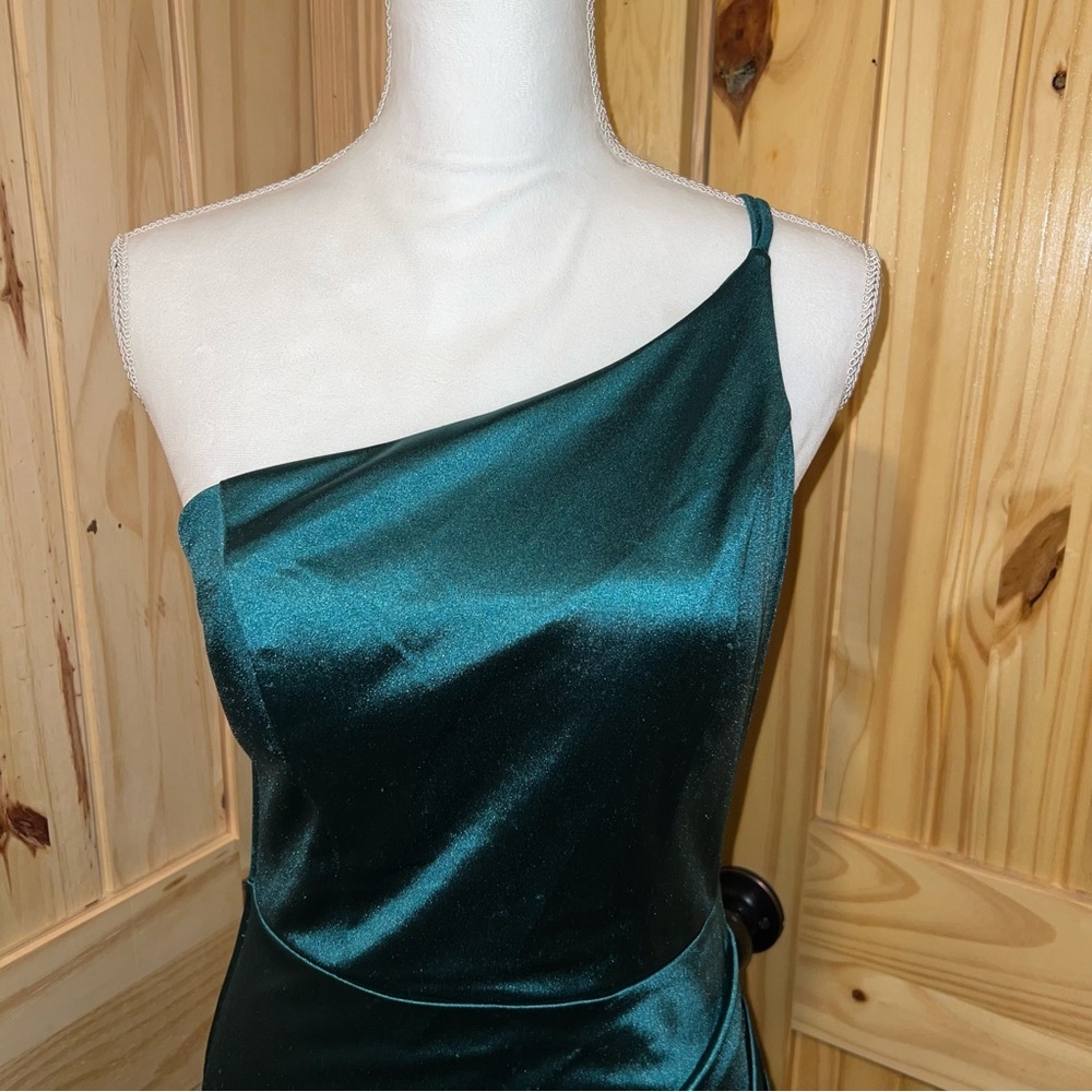 Homecoming Dress / Cocktail Dress - Picture 3 of 6